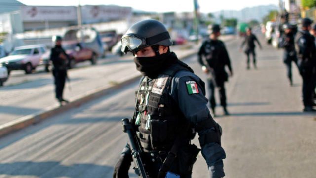 Gunmen kill six at party in Mexico