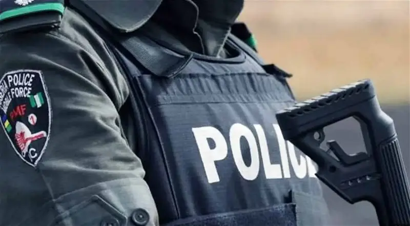 Gunmen kidnap three policemen