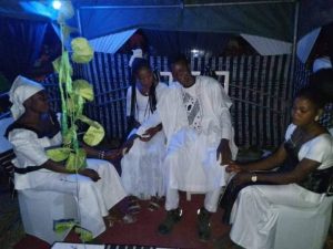 Nigerians  congratulate man who married three women same day in Benue