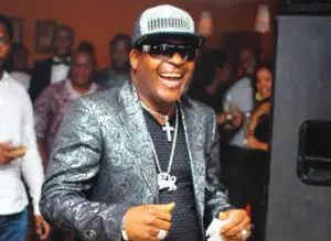 Valentine’s Day: Shina Peters urges love for God